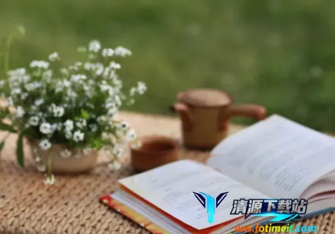 ���϶���