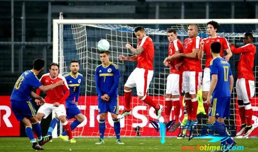 ����ֱ��